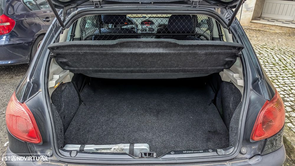 Peugeot 206 1.4 HDi XR - 10