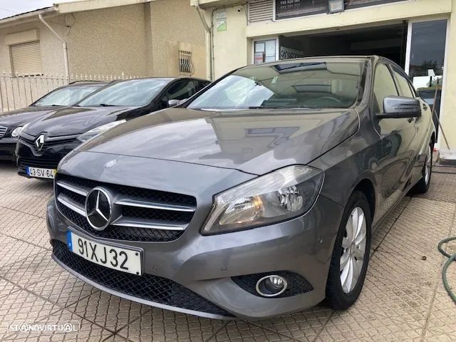 Mercedes-Benz A 180 CDI (BlueEFFICIENCY) Urban - 15