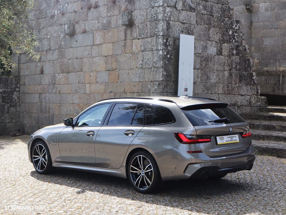 BMW 330 e Aut. M Sport - 2
