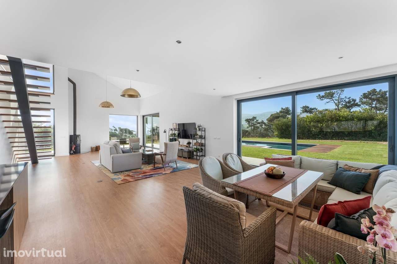 Moradia Isolada T4 com piscina, Almoçageme, Sintra - Grande imagem: 4/36