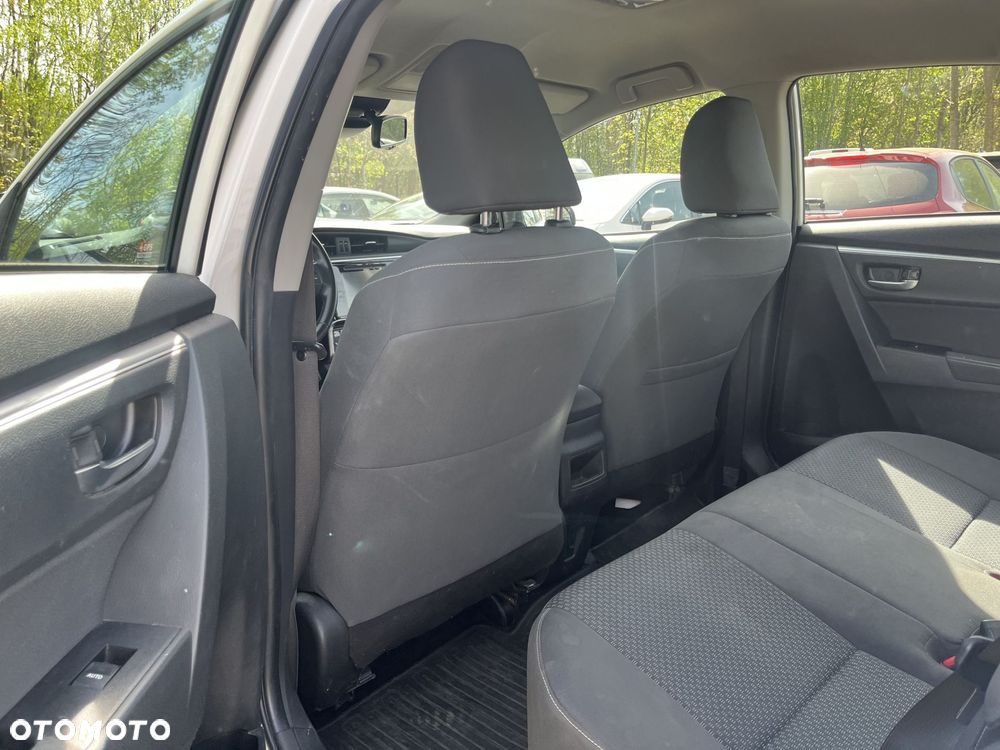 Toyota Corolla - 16