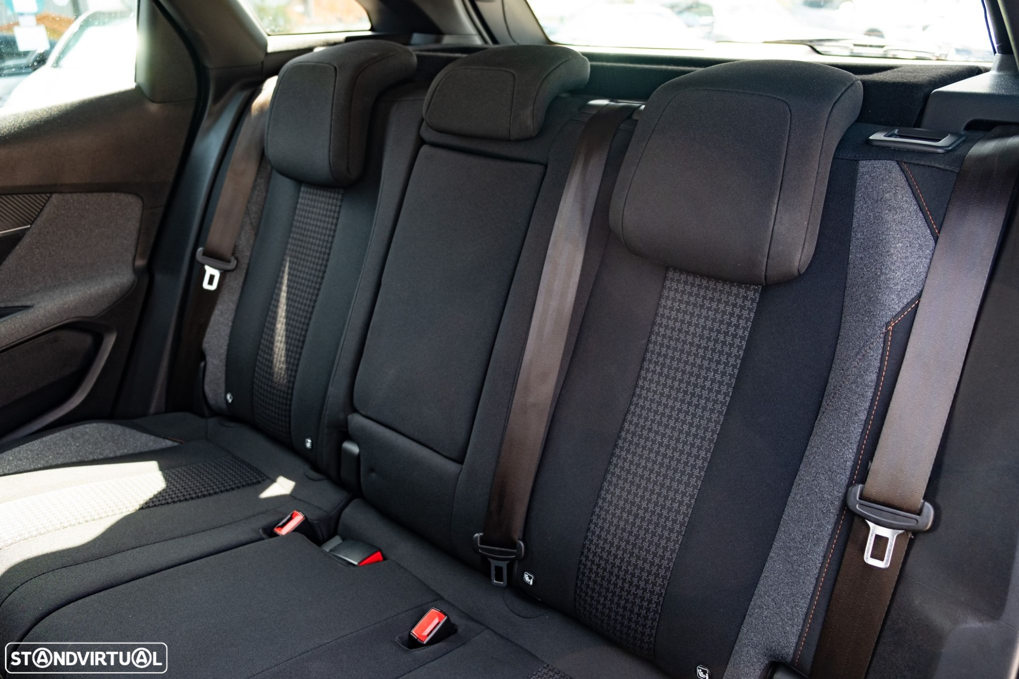 Peugeot 3008 1.5 BlueHDi Active - 36