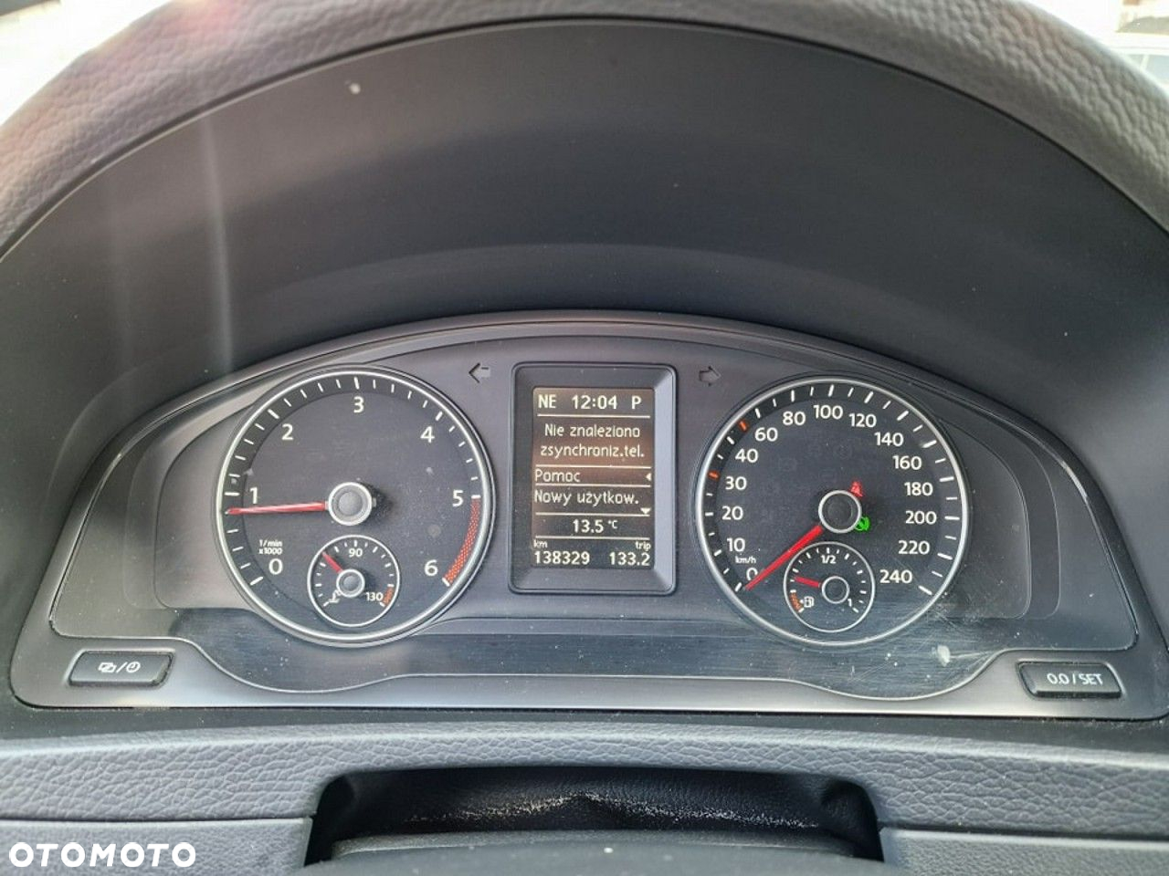 Volkswagen Multivan - 10