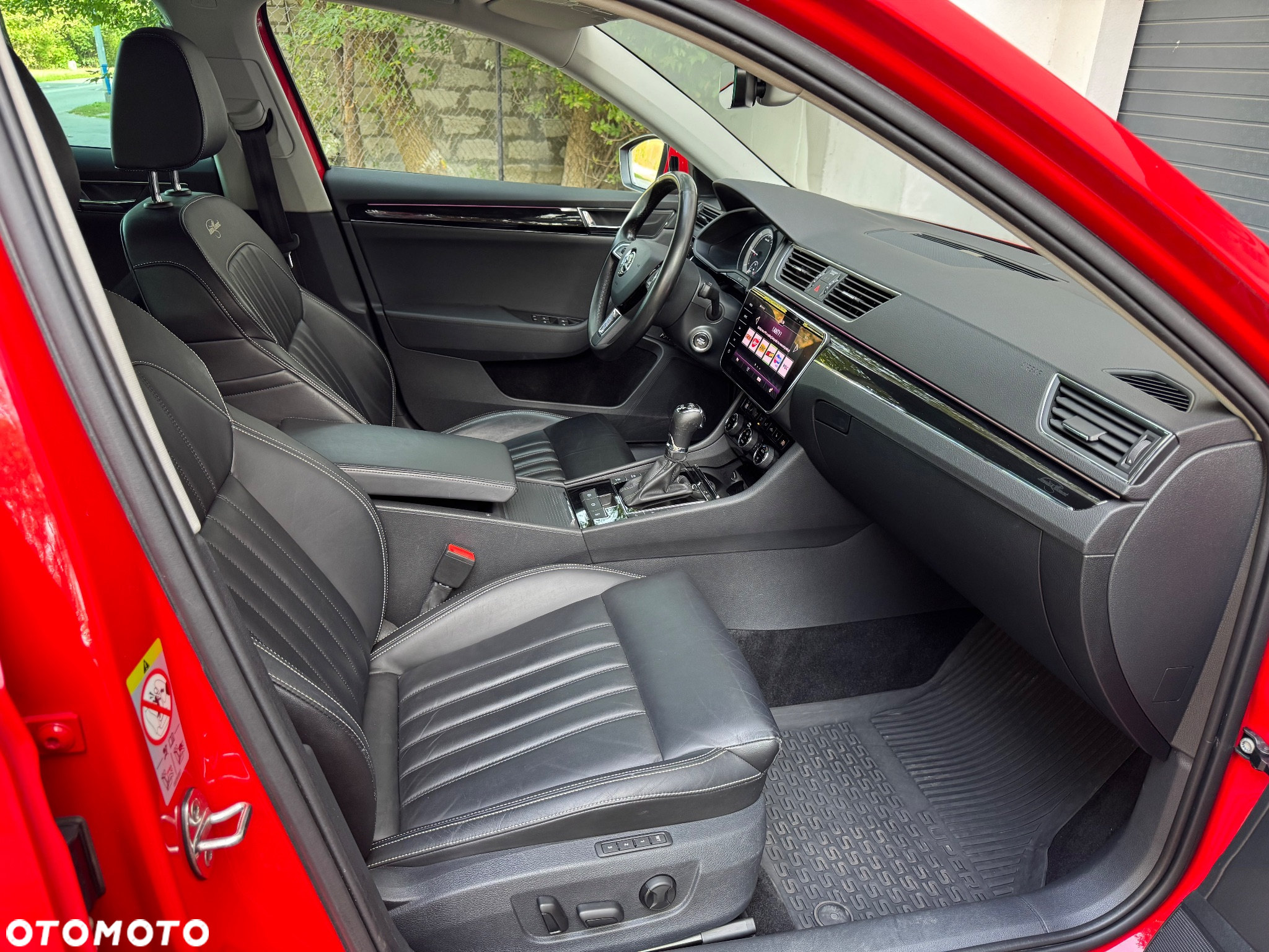 Skoda Superb 2.0 TDI 4x4 DSG L&K - 9