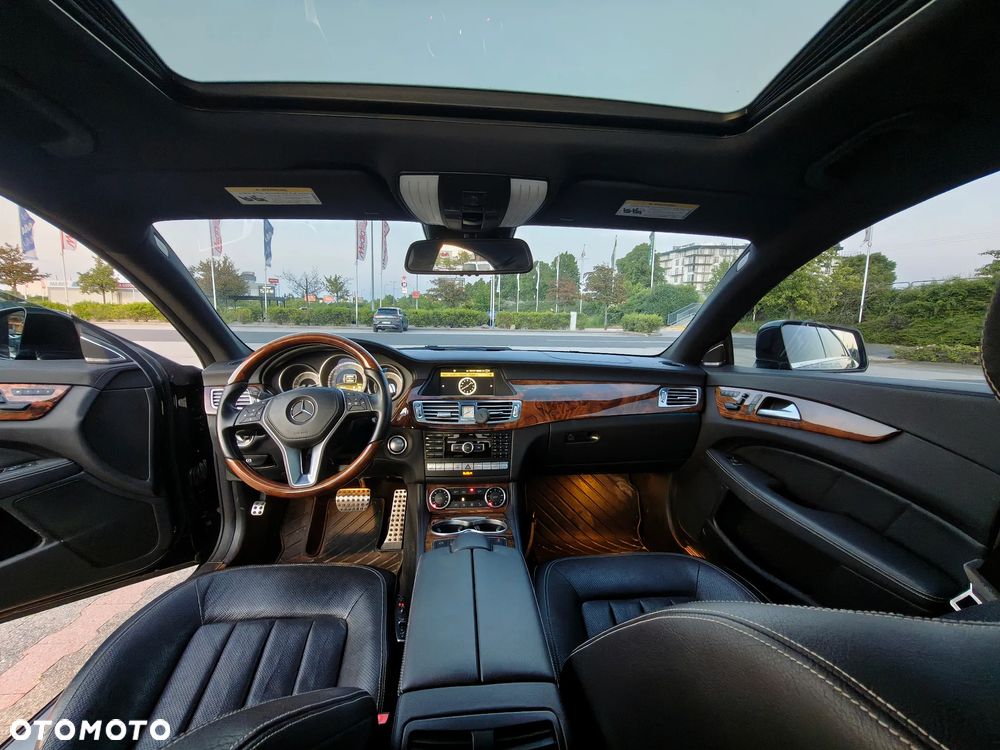 Mercedes-Benz CLS 500 4-Matic BlueEff - 14