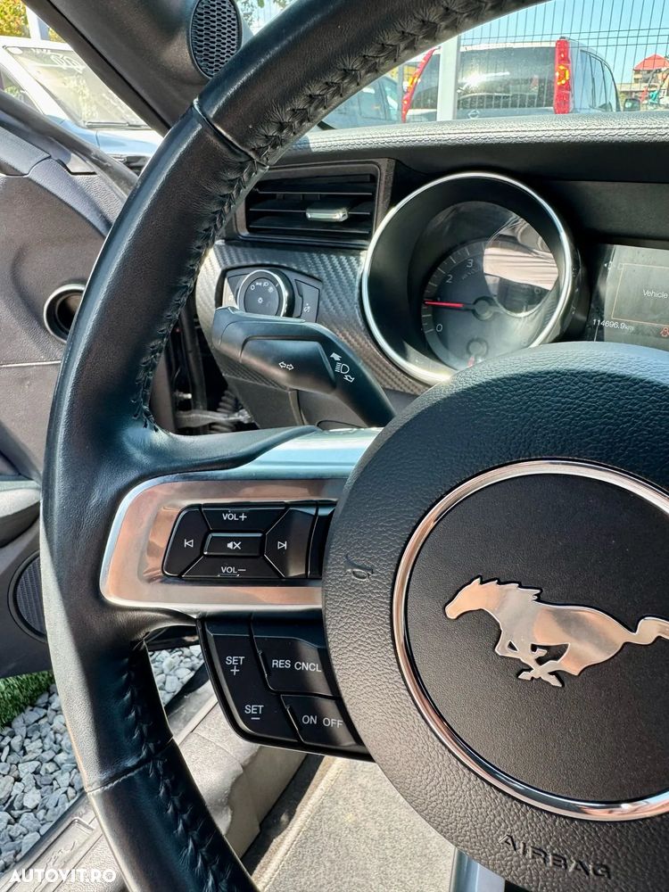 Ford Mustang 2.3 Eco Boost - 29