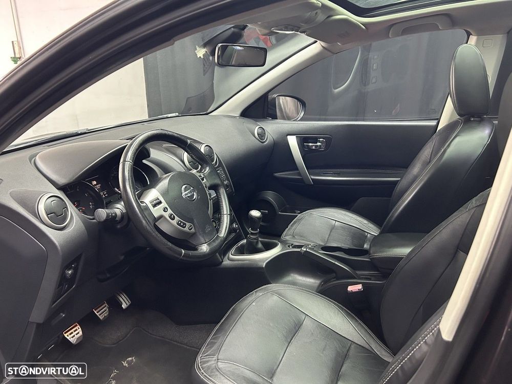 Nissan Qashqai +2 2.0 dCi Tekna Pele Preto - 10