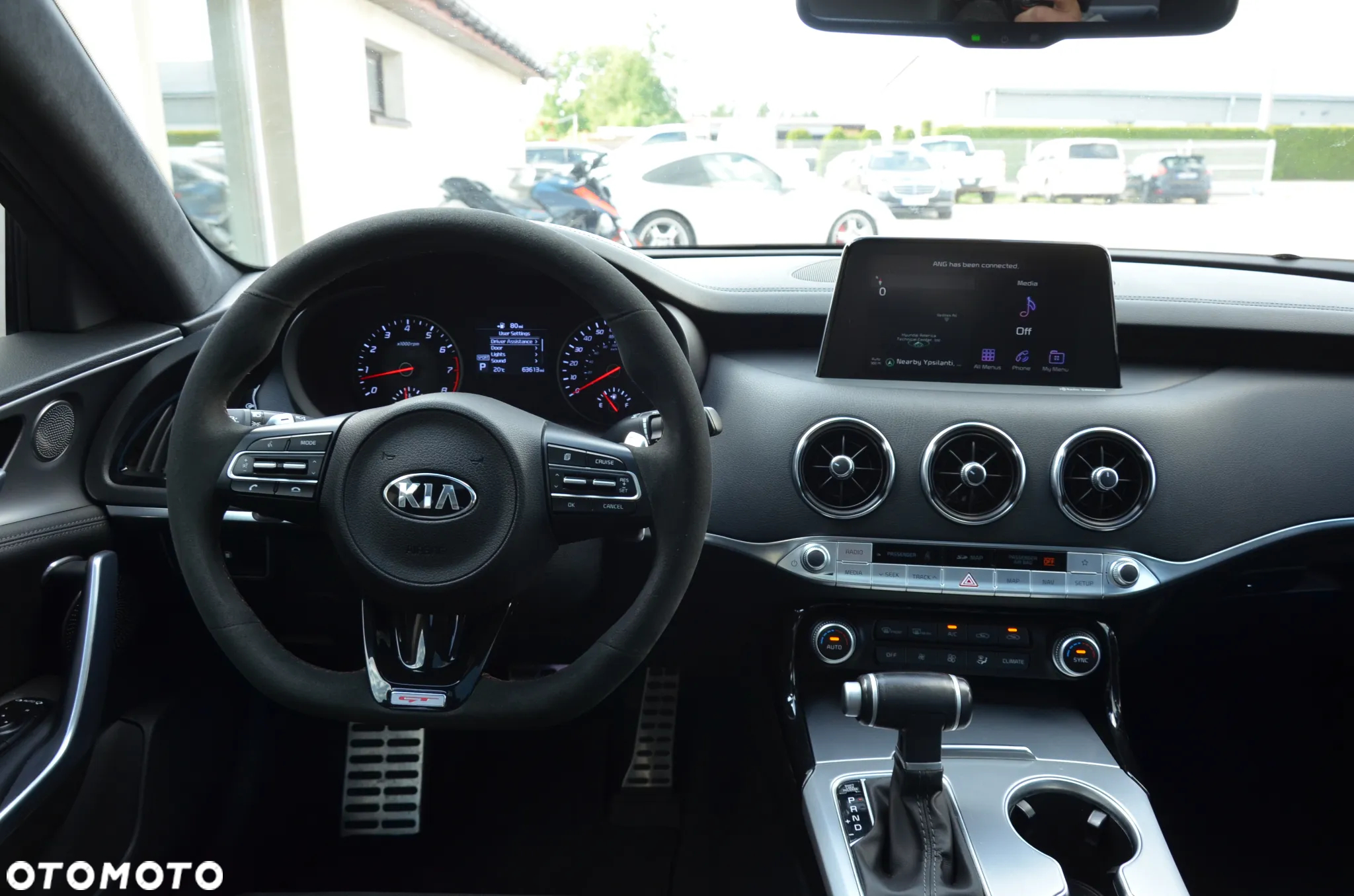 Kia Stinger - 21