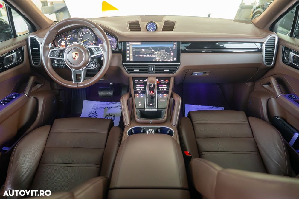 Porsche Cayenne Coupe E-Hybrid Tiptronic S - 24