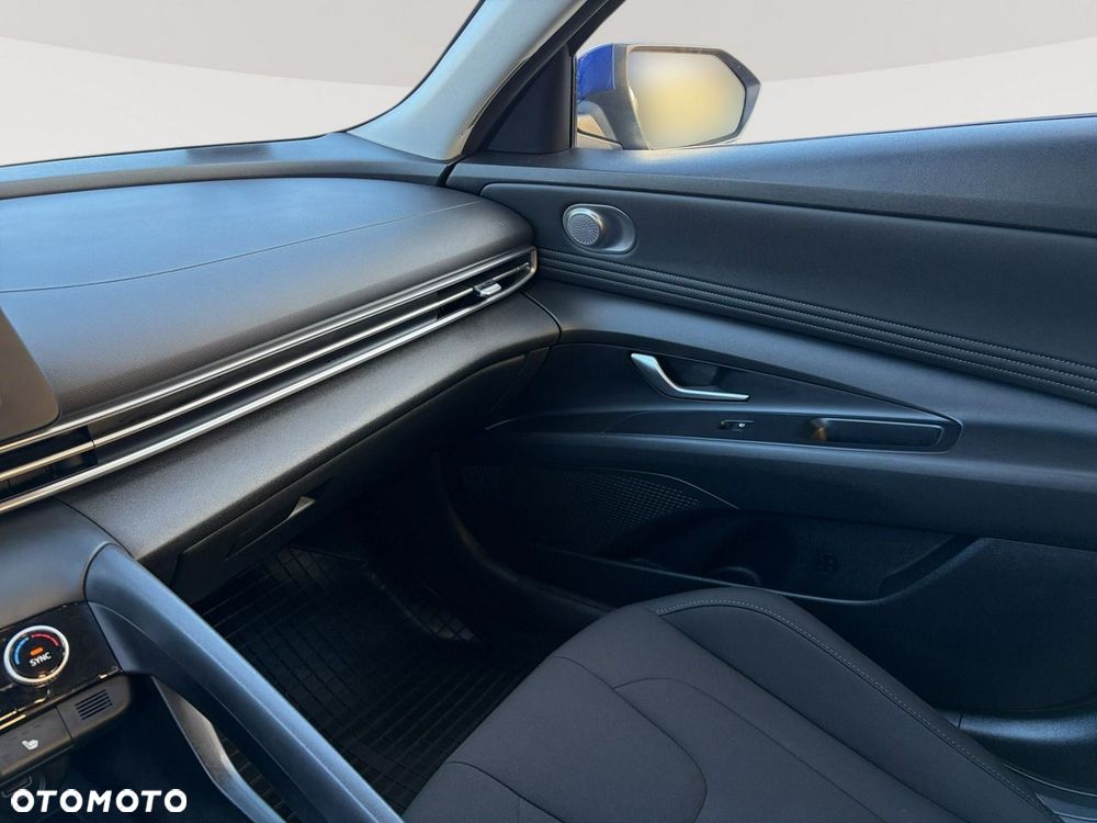 Hyundai Elantra 1.6 Smart - 21