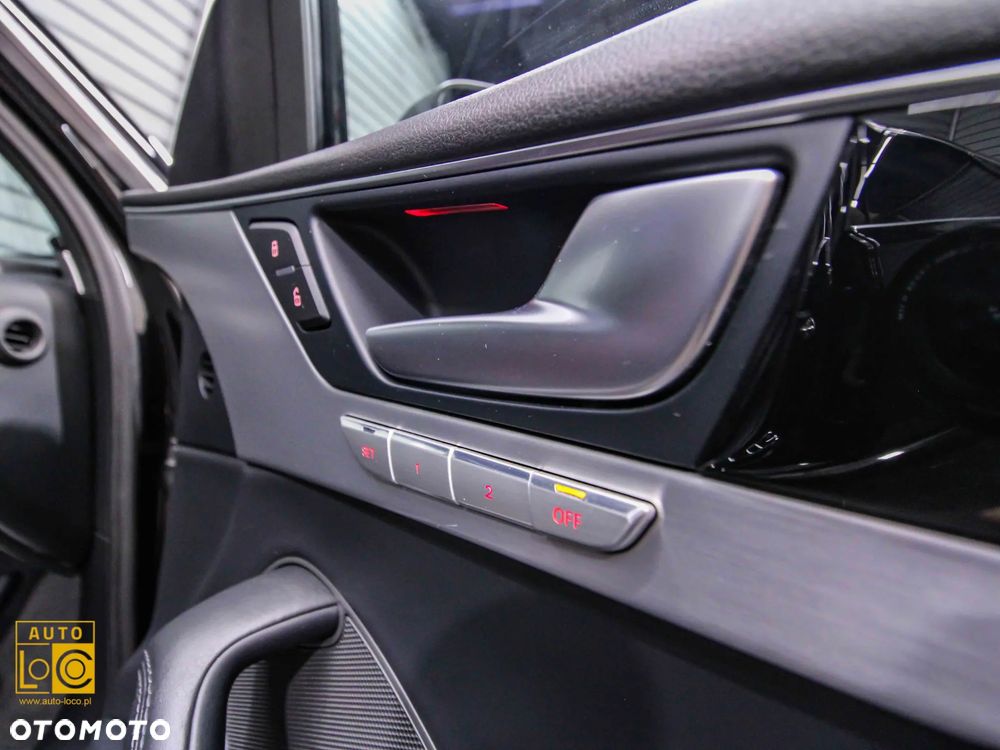 Audi A8 3.0 TDI DPF quattro tiptronic - 36