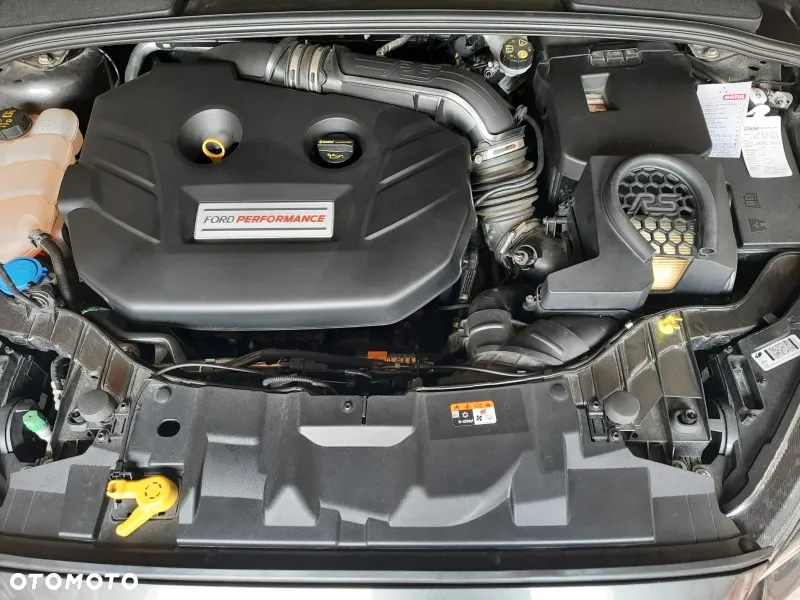 Ford Focus 2.3 EcoBoost RS - 25