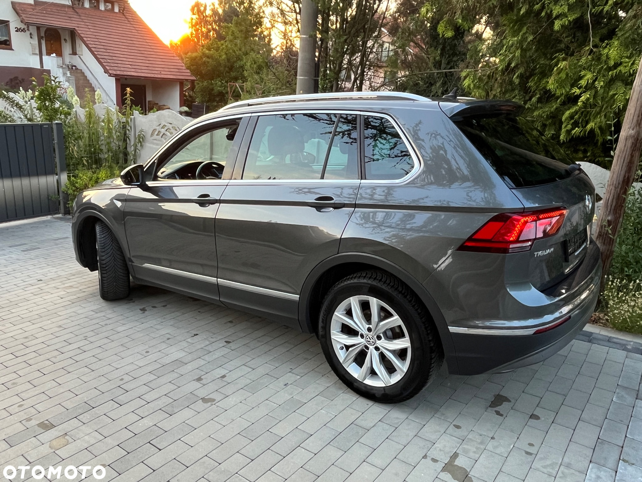 Volkswagen Tiguan 2.0 TSI 4Motion (BlueMotion Technology) DSG Highline - 2