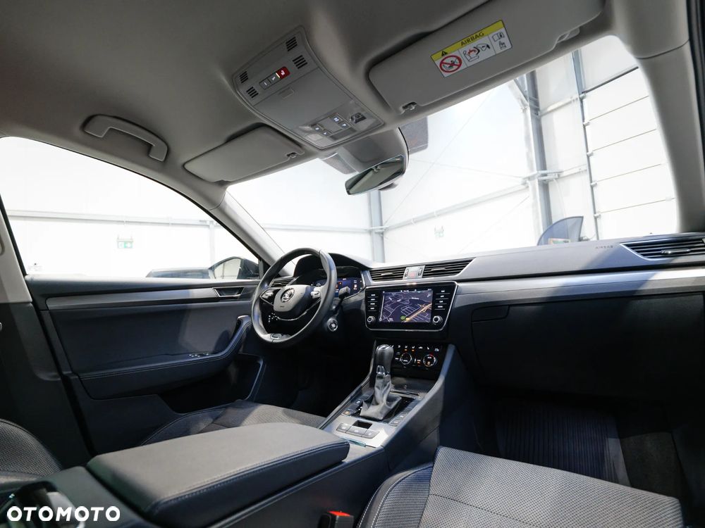 Skoda Superb 2.0 TSI Style DSG - 24