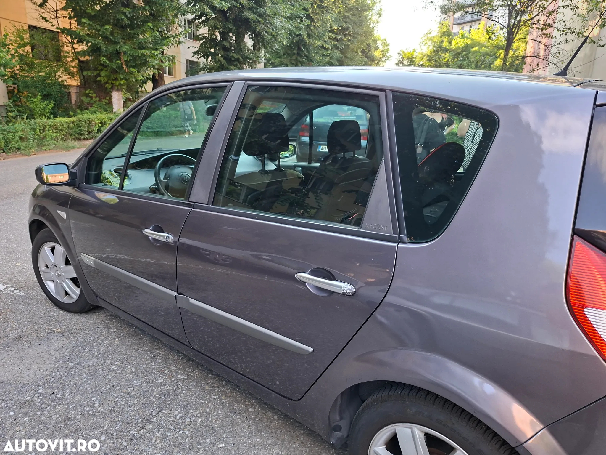 Renault Scenic 1.6 16V Authentique - 2