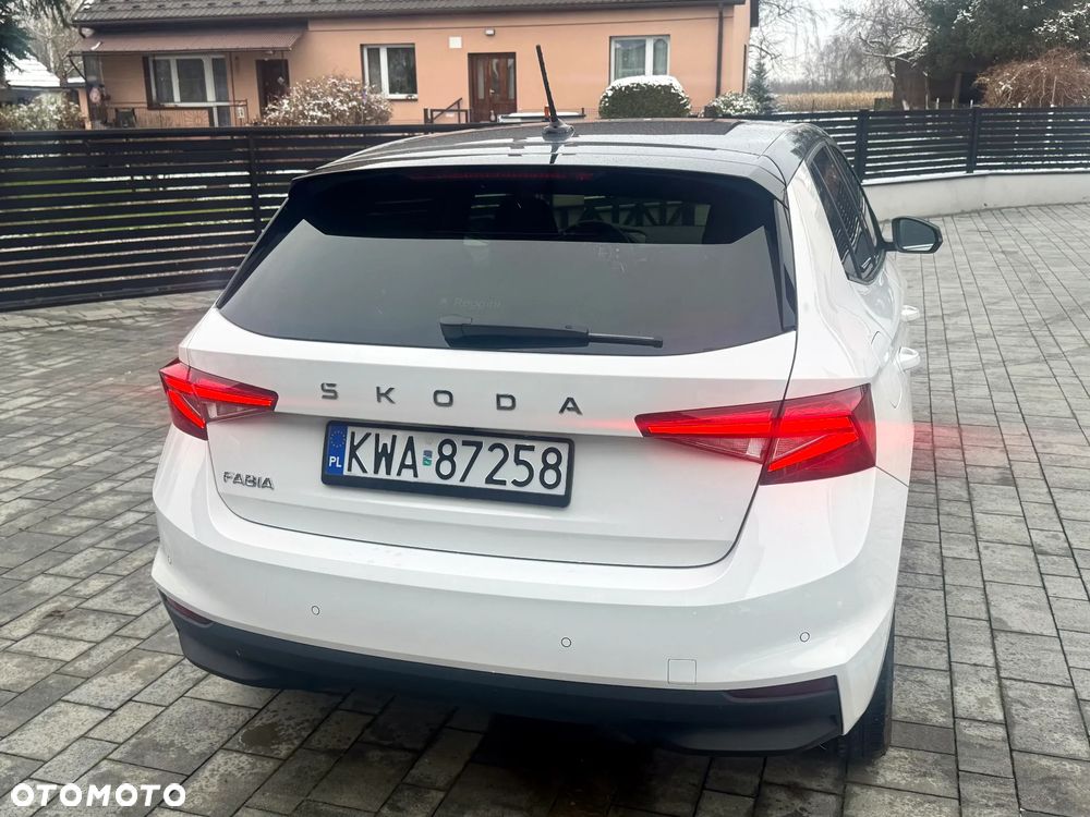 Skoda Fabia 1.0 TSI DSG Selection - 11