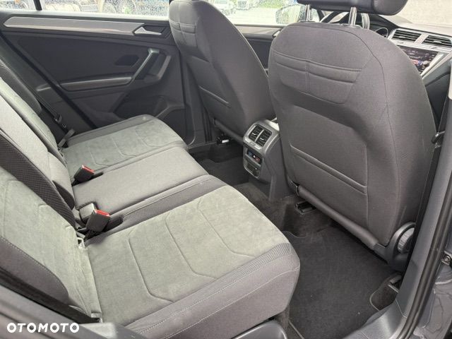 Volkswagen Tiguan 2.0 TDI SCR DSG ACTIVE - 12