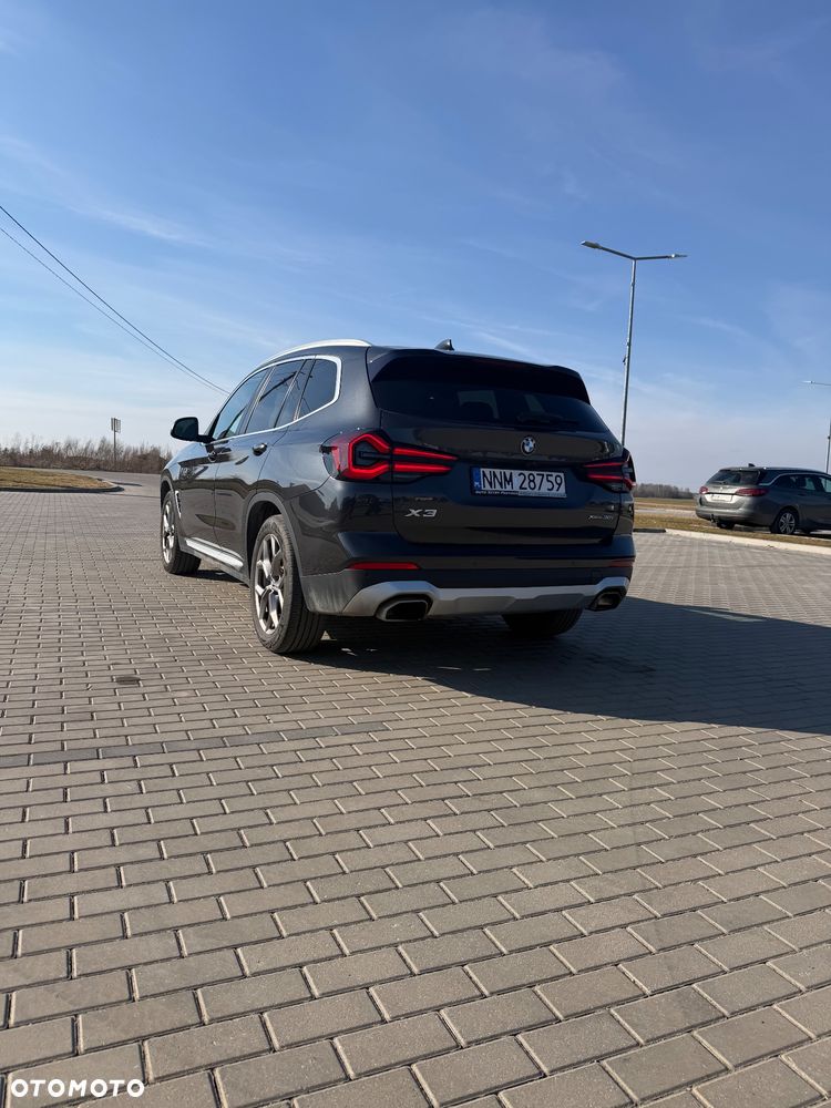 BMW X3 xDrive30i Advantage - 5