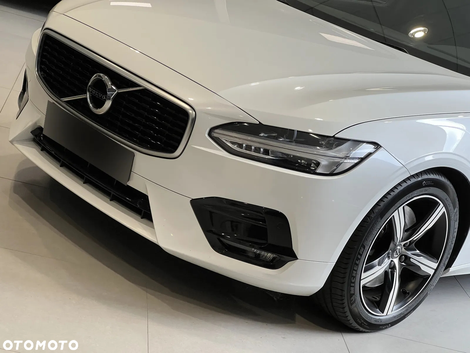 Volvo V90 D5 AWD R-Design - 8