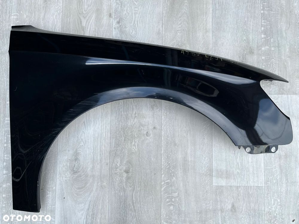 BŁOTNIK PRAWY PRZÓD AUDI A3 8V 3D LZ9Y 3 DRZWI - 1