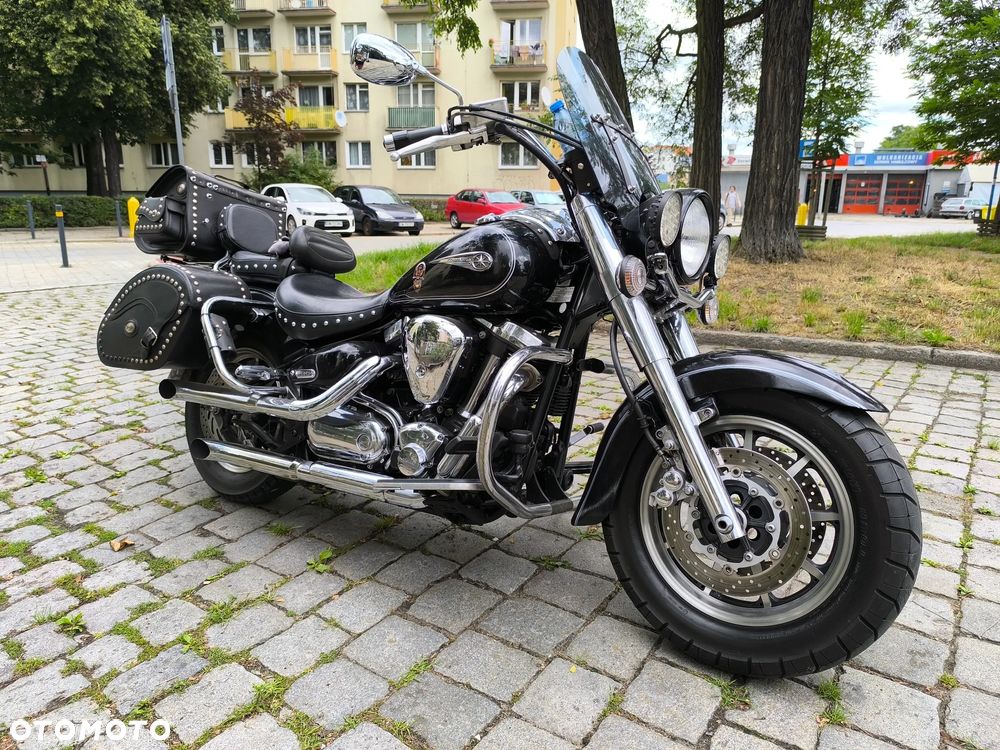 Yamaha Road Star - 1