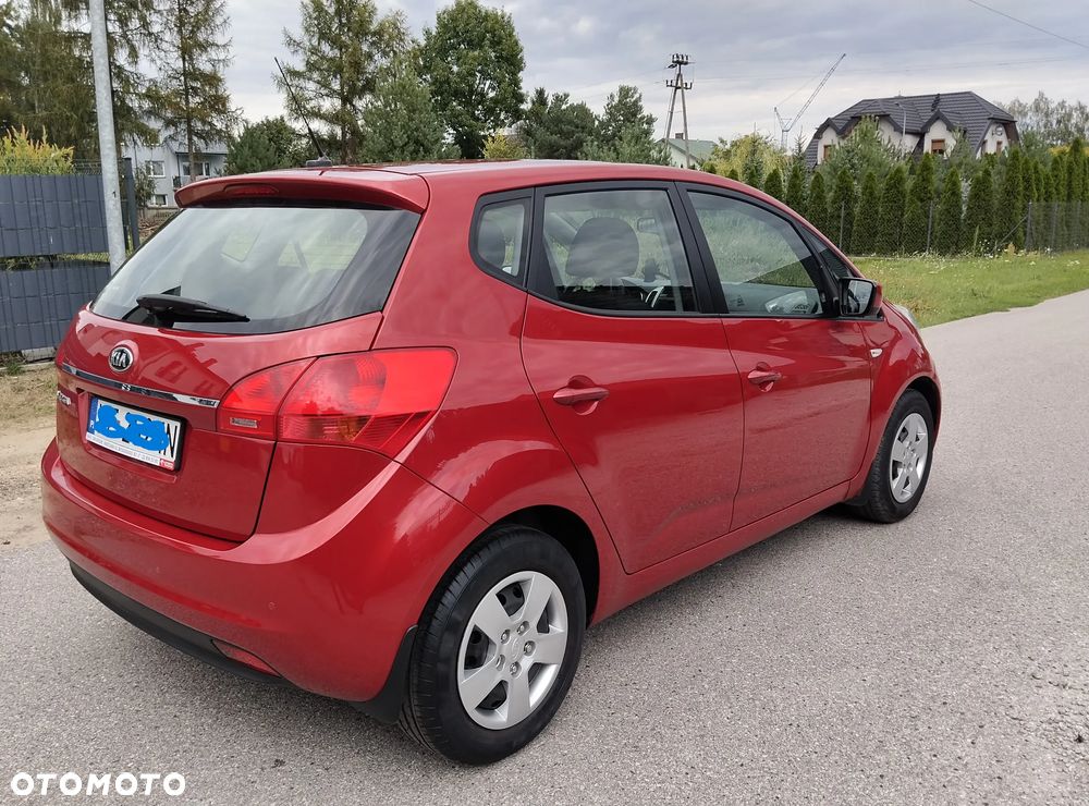 Kia Venga - 6