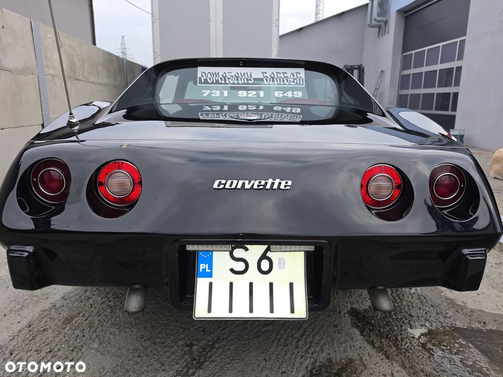 Chevrolet Corvette - 4