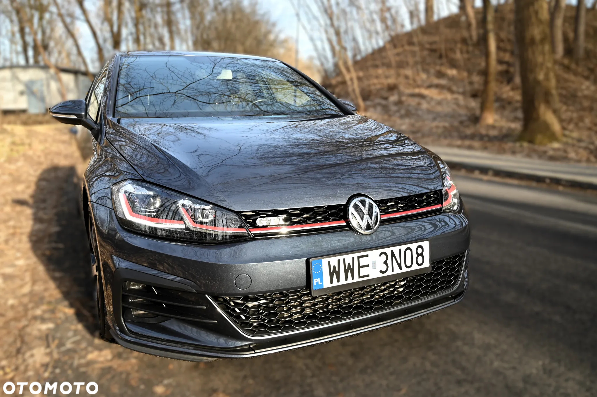 Volkswagen Golf - 3