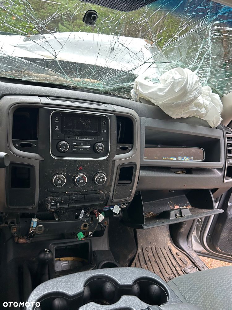 Dodge RAM - 25