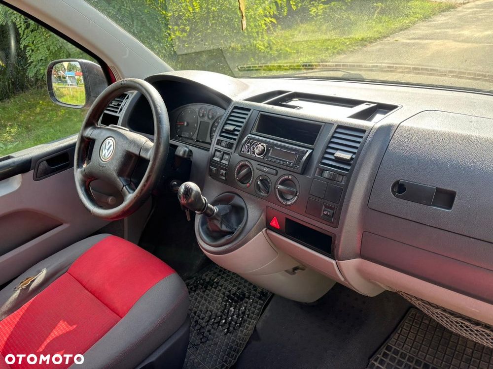 Volkswagen Transporter T5 2.5 TDI 130 KM Doka 5-Osobowy - 15