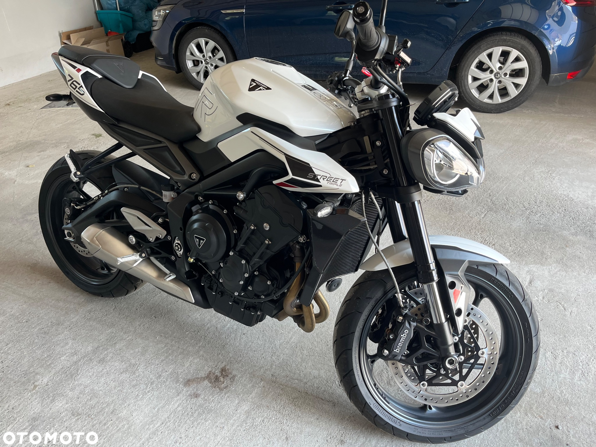 Triumph Street Triple - 3