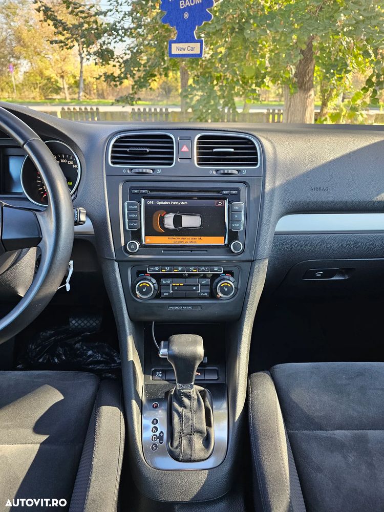 Volkswagen Golf 1.4 TSI DSG Team - 25