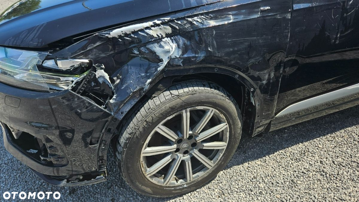 Audi Q7 - 12