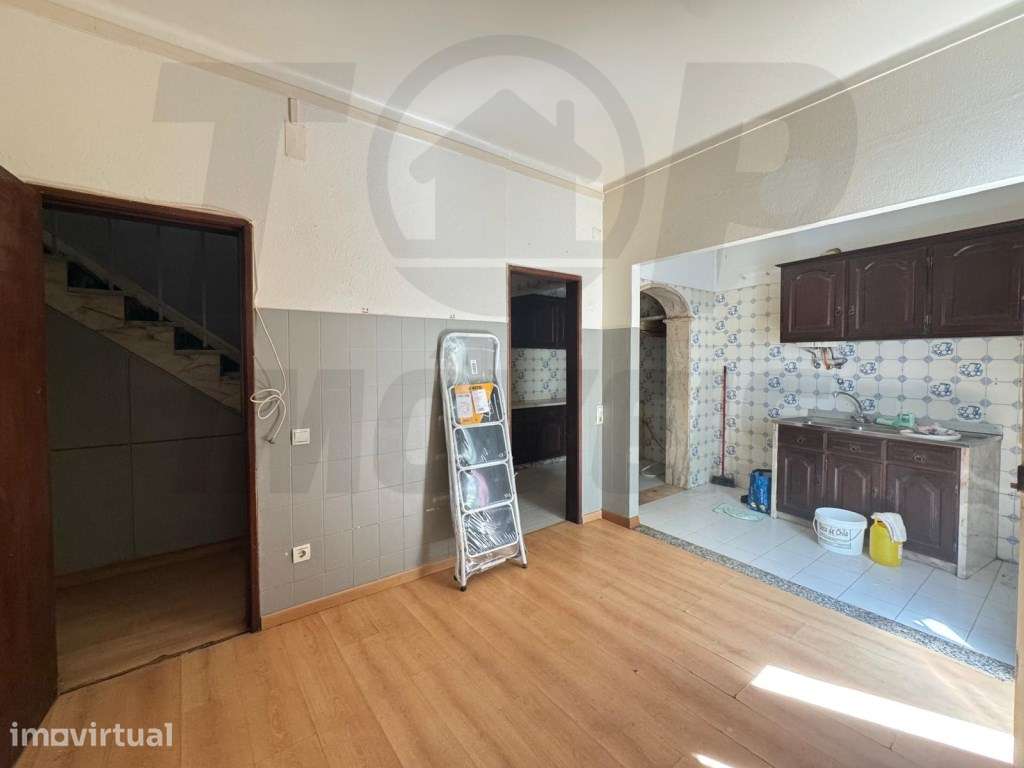 Moradia V3 e Loja - Centro de Salvaterra de Magos - 290.000€ - Grande imagem: 2/20