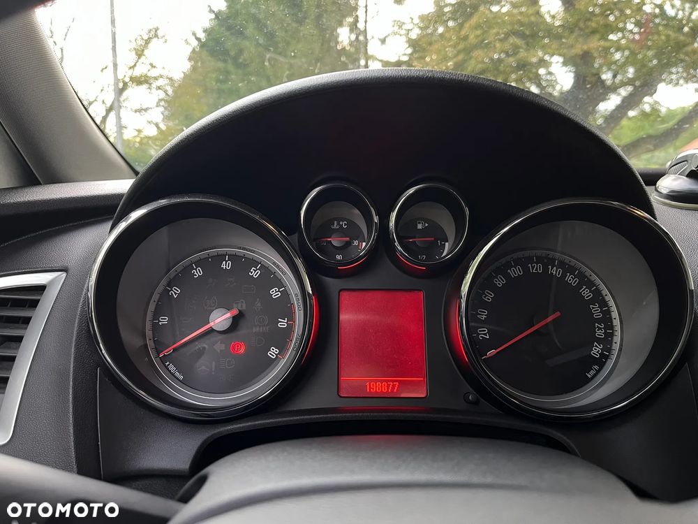 Opel Astra IV 1.4 T Sport - 23