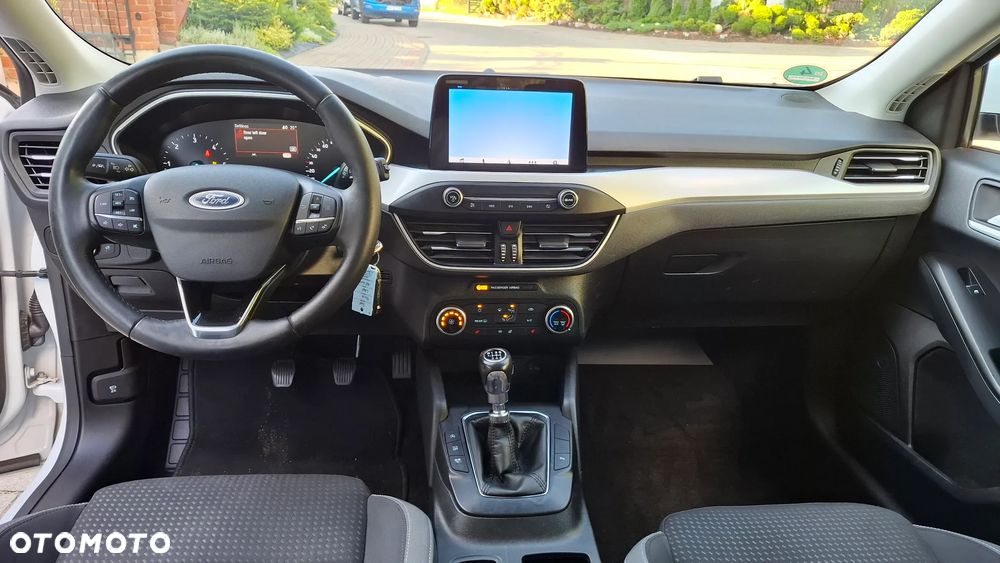 Ford Focus - 12