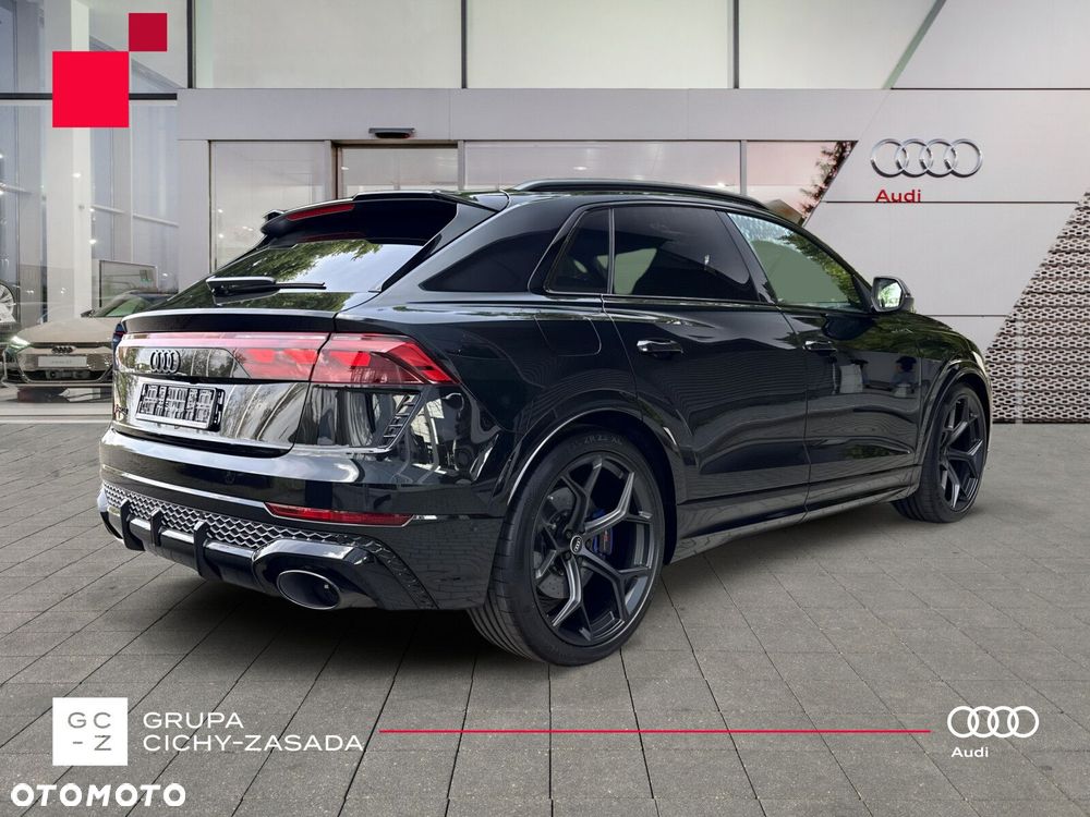 Audi RS Q8 - 6