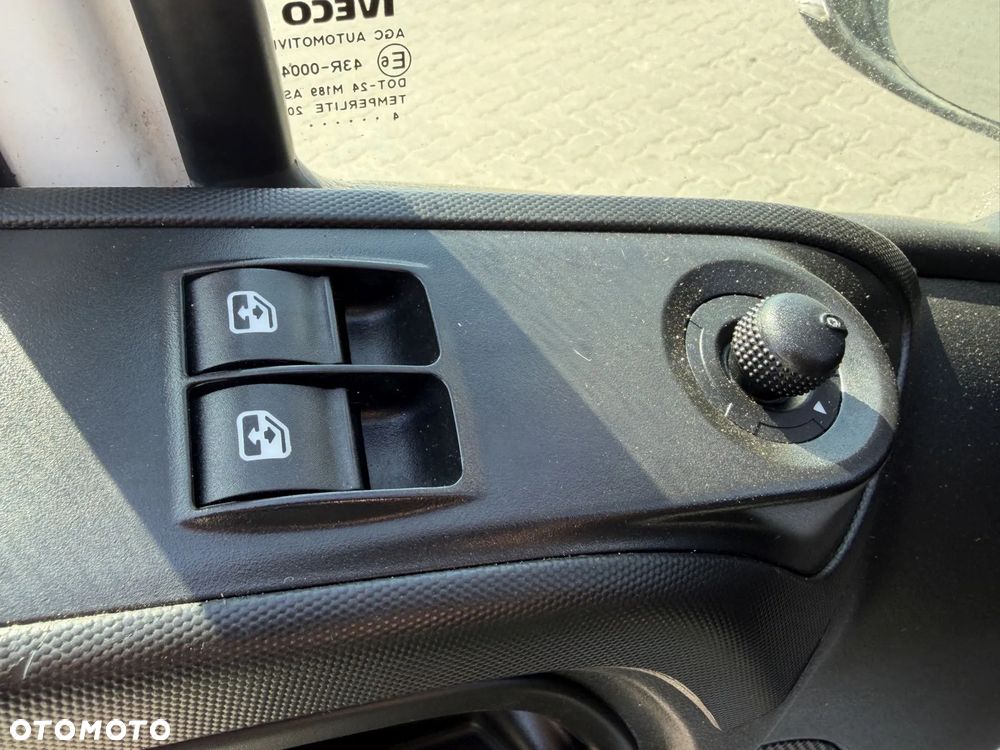 Iveco 35C14 - 21