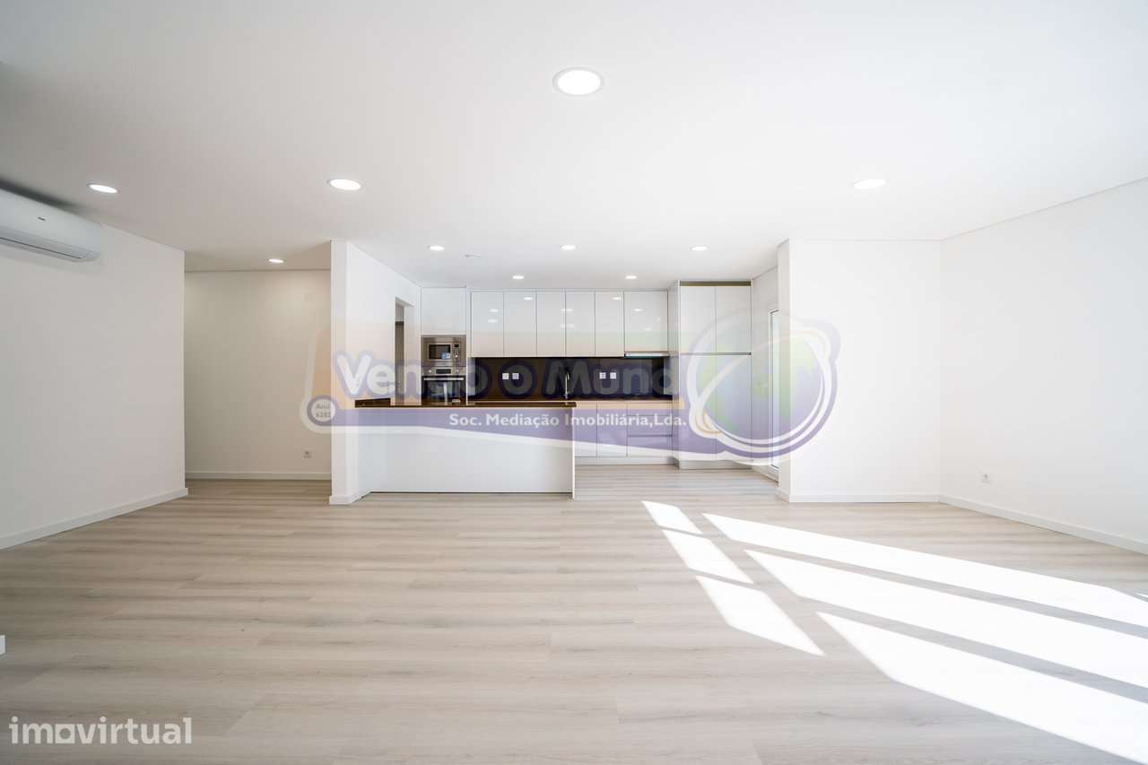 Apartamento T3 em Vialonga (VIAL032) - Grande imagem: 3/42