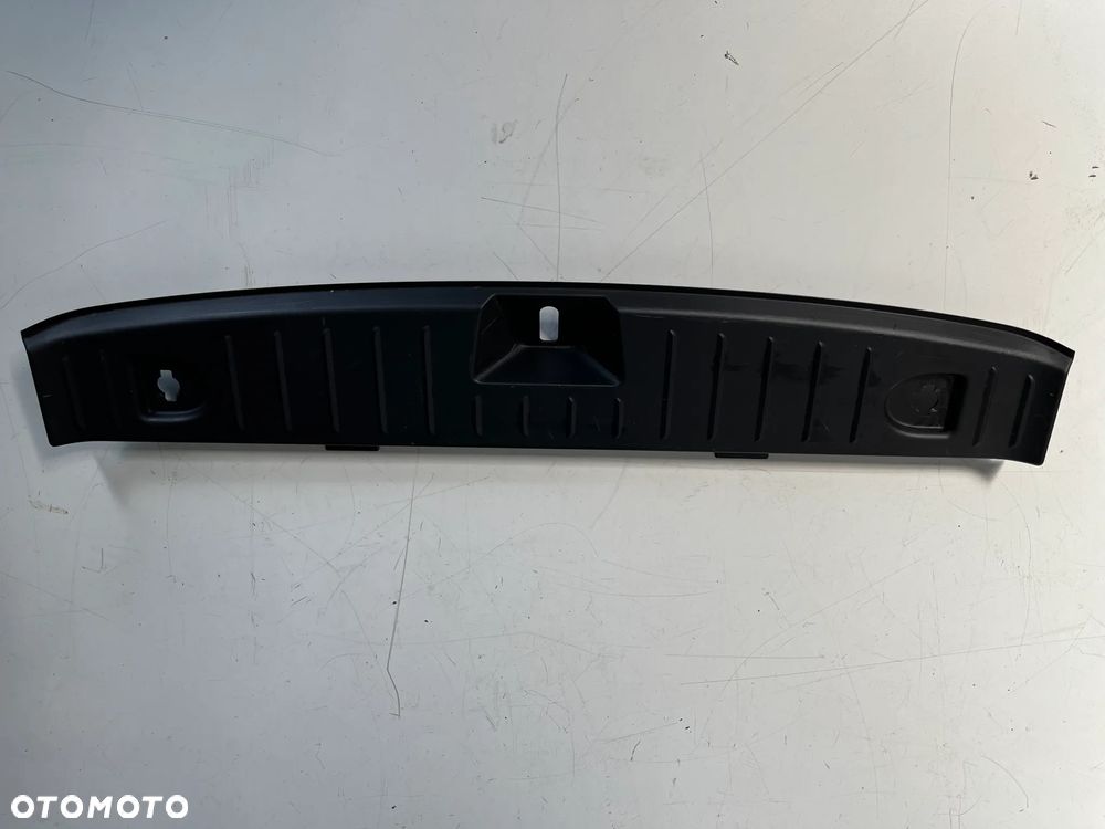 BMW i3  OSŁONA PASA PROGU BAGAŻNIKA TYŁ 7272383 - 1