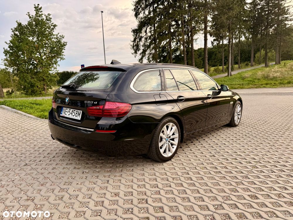 BMW Seria 5 520d Luxury Line - 4