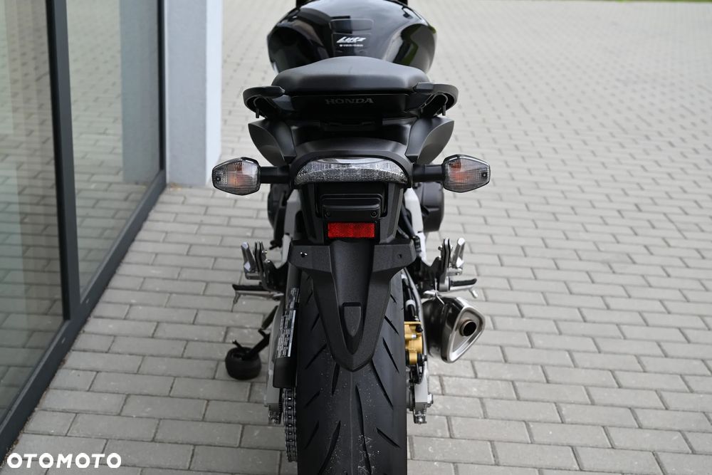 Honda Hornet - 7