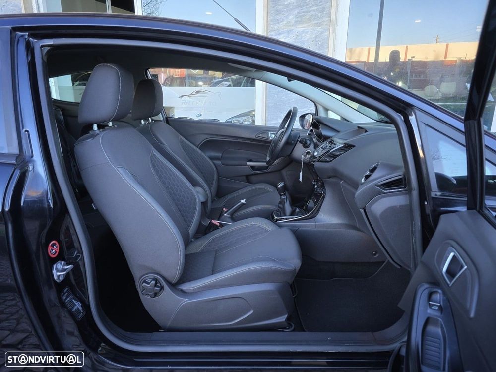 Ford Fiesta 1.0 T EcoBoost STLine - 25