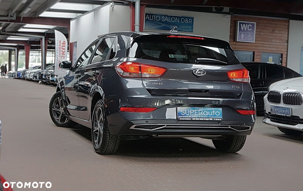 Hyundai i30 1.5 T-GDI Fastback 48V-Hybrid DCT Prime - 8