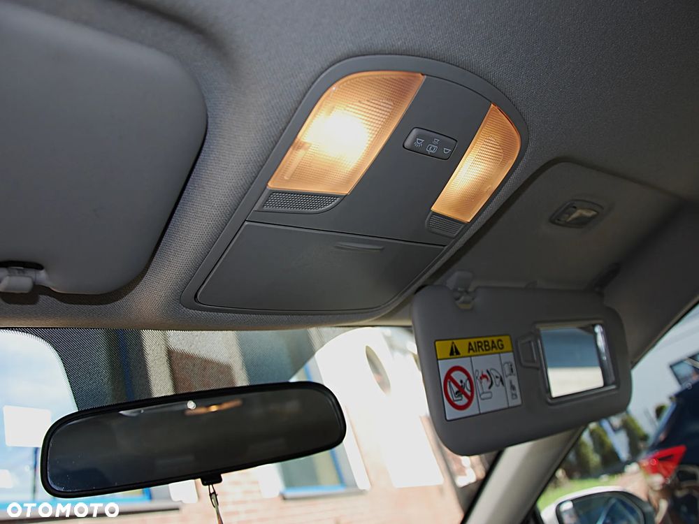 Kia Rio - 16