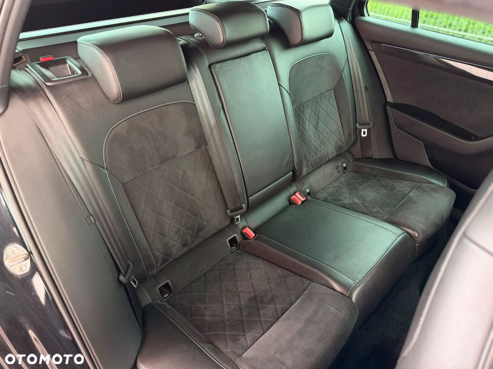 Skoda Superb 2.0 TDI 4x4 DSG Sportline - 21