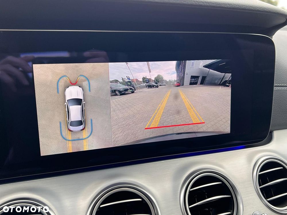 Mercedes-Benz Klasa E - 15