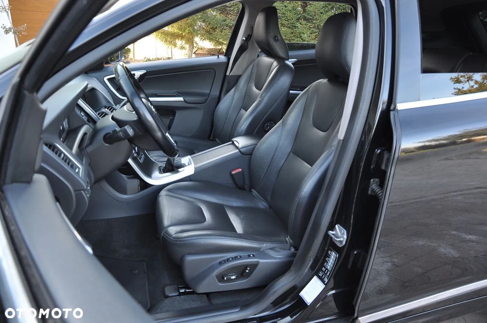 Volvo XC 60 D4 Summum - 18