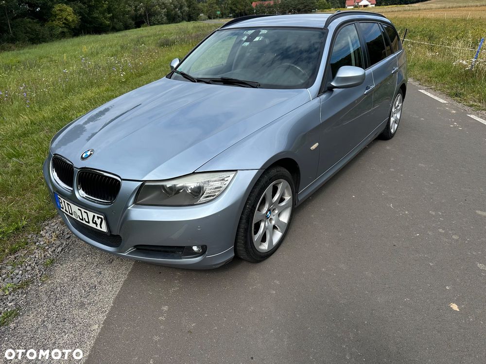 BMW Seria 3 2011 photo 4