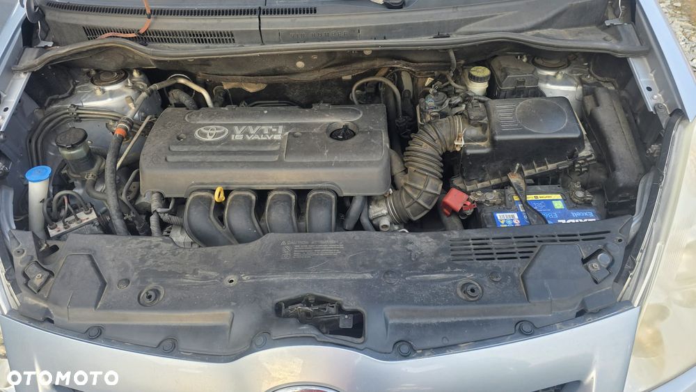 Toyota Corolla Verso 1.8 Premium 7os - 13